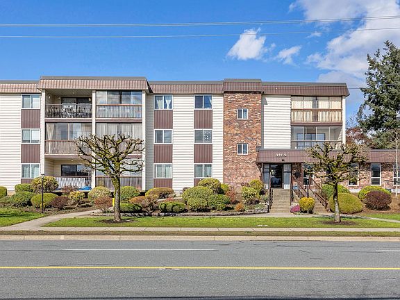 2nd image of 32119 Old Yale Rd #107