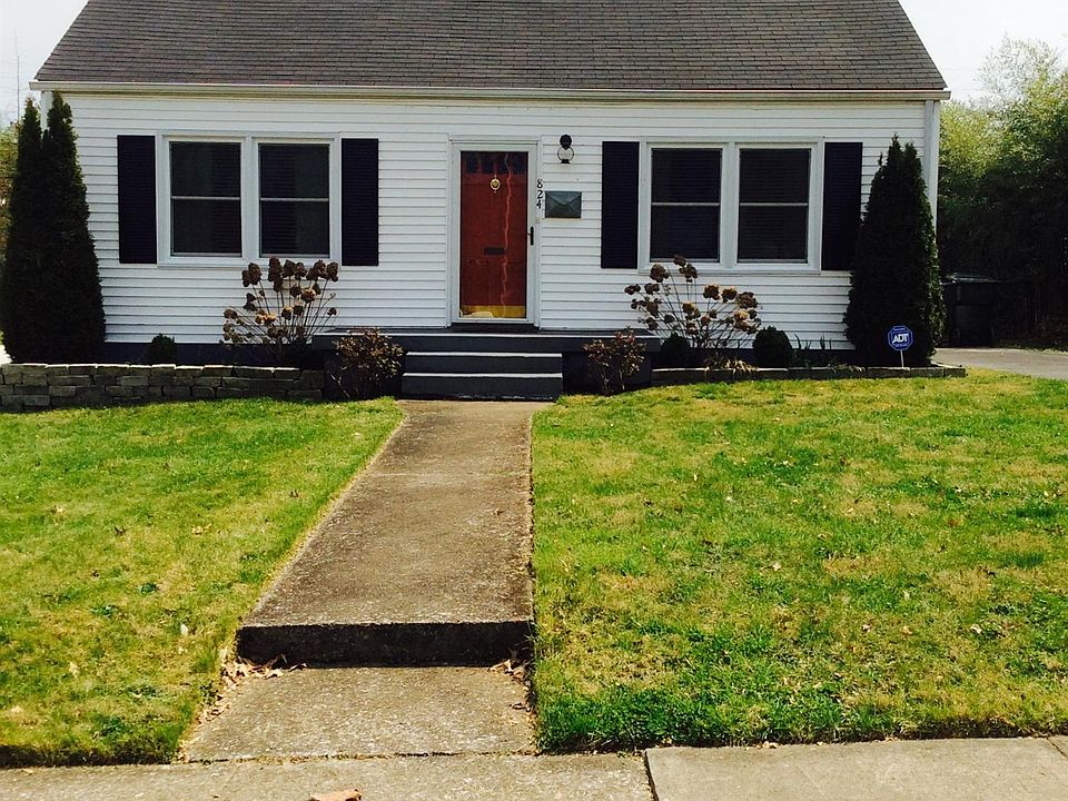 1st image of 824 Henry Clay Blvd