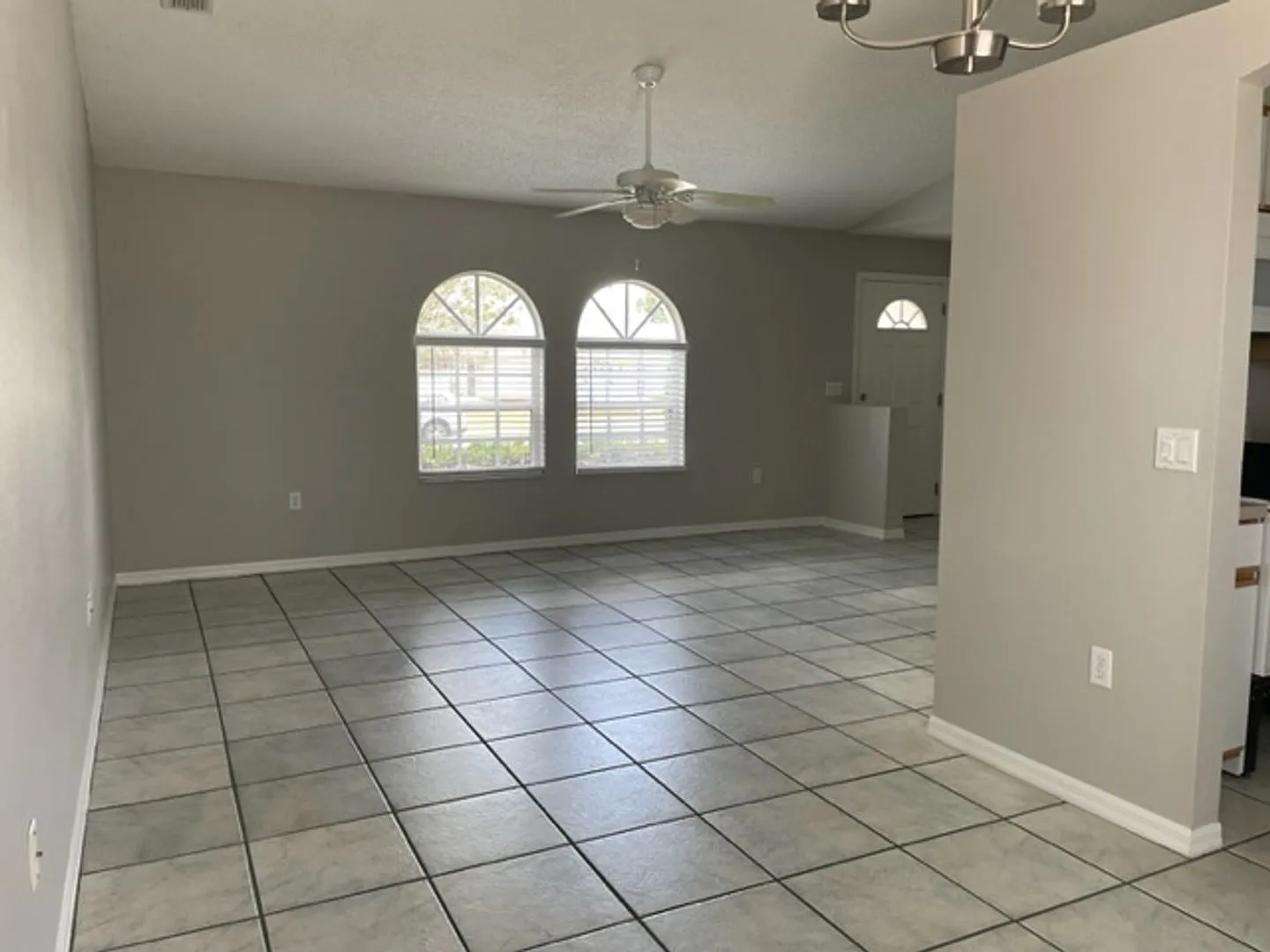 3/2 Ready for new tenants! — Photo 3
