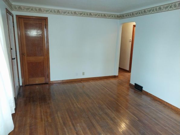 581 Ivy Ave E