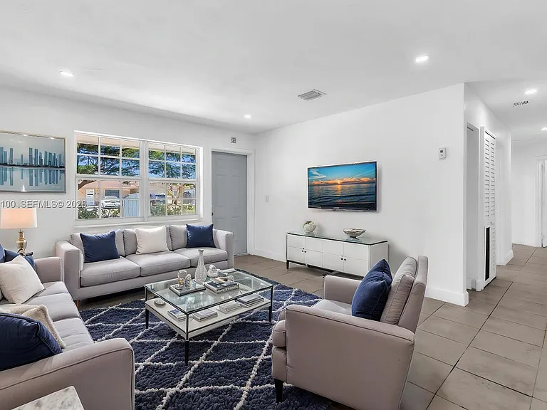 11790 SW 34th St — Photo 5