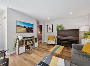 2 Keewatin Ave, Kitchener, ON N2B3L5