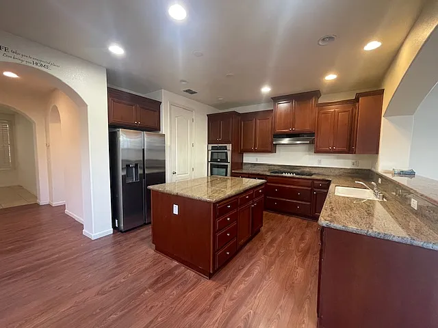 465 W Saint Francis Ave — Photo 7