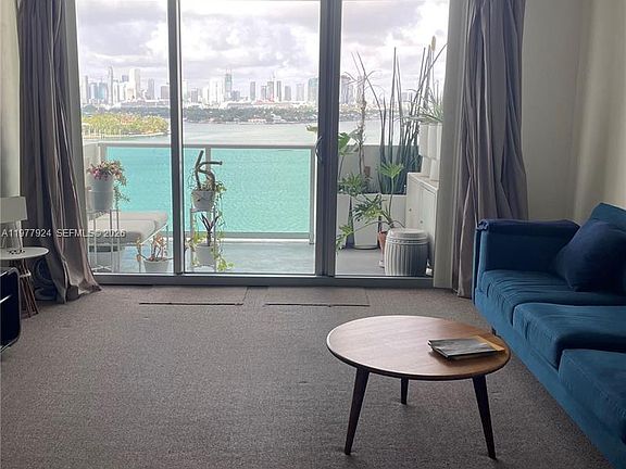 5th image of 1200 West Ave APT 1403