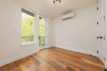 Rented by Space Link Realty