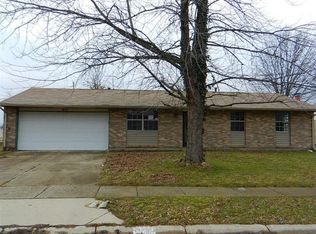 855 Heeter Dr, New Lebanon, OH 45345