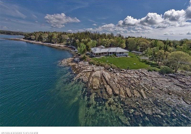 2nd image of 192 W Cundys Point Rd
