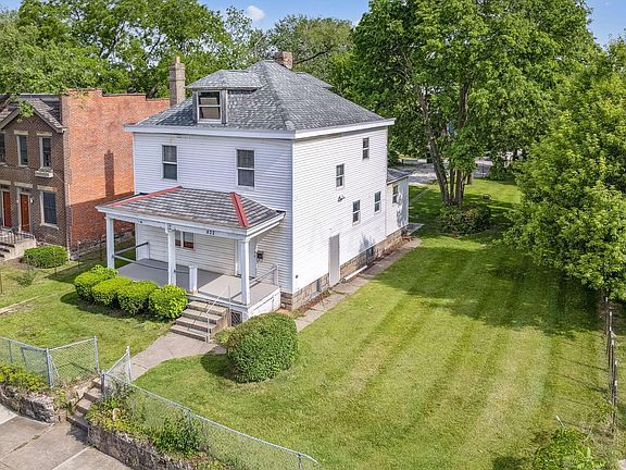 5th image of 422 Chittenden Ave