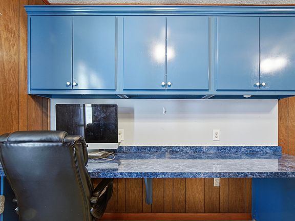 4th image of 23186 Dewight Stone Ave