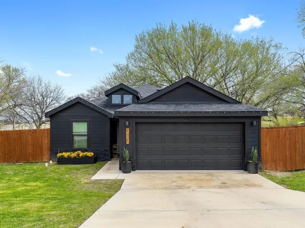 1421 Illinois Ave, Fort Worth, TX 76104