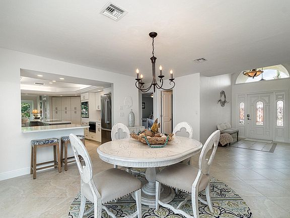 4th image of 14831 Canaan Dr