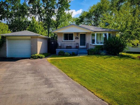 8060 Beaverdams Rd, Niagara Falls, ON L2H 1R8