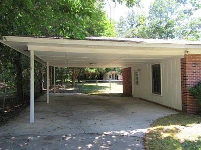 5th image of 3913 Mulberry Pl