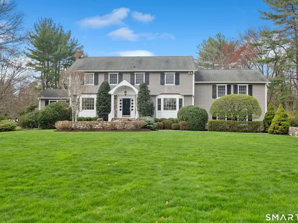 35 Danvers Lane, New Canaan, CT 06840
