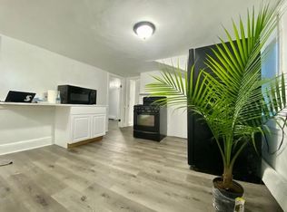 144 Hendrick St FLOOR 3, Providence, RI 02908