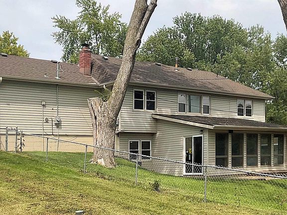 2nd image of 2111 Englewood Dr