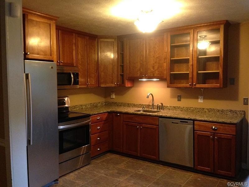 2nd image of 3046 Davis Mill Rd