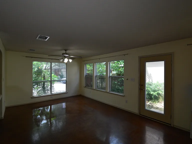 4521 Felicity Ln — Photo 31