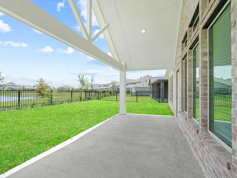 832 Sarasota Shore Dr — Photo 49