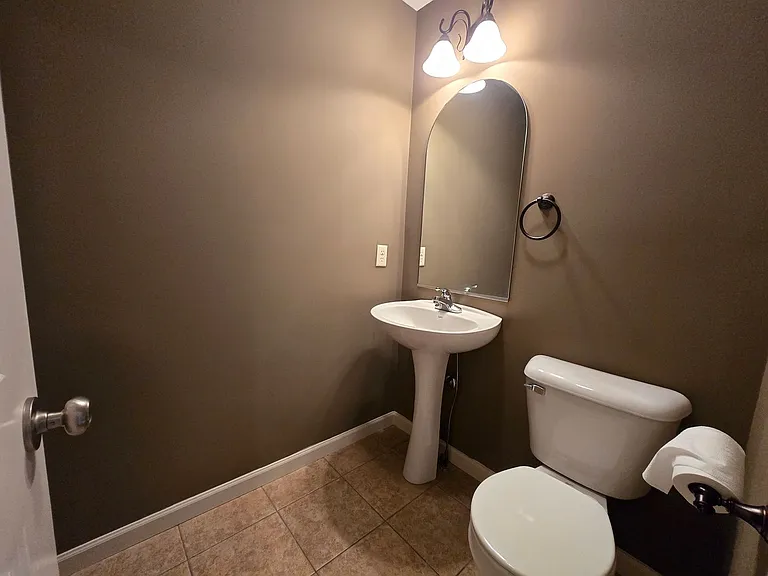 3526 Shepard Rd — Photo 3