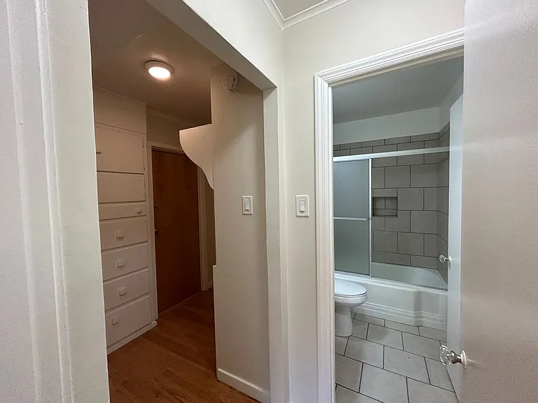 826 Anza St #7R — Photo 15