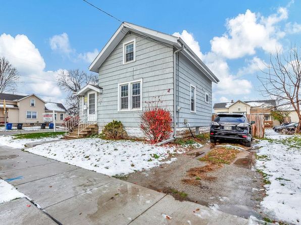 526 West LINCOLN AVENUE, Oshkosh, WI 54901