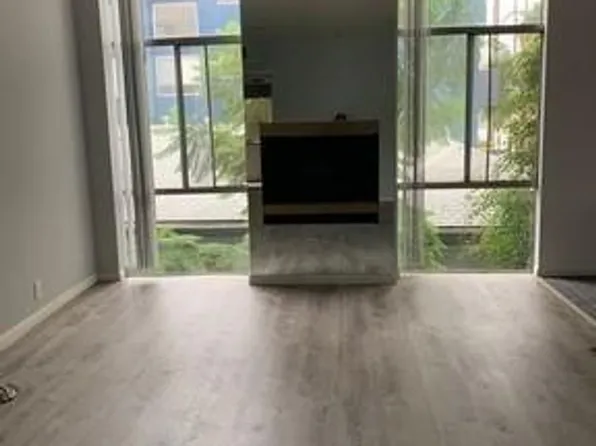 125.5 N Doheny Dr, Los Angeles, CA