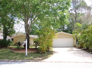 1018 19th St SW, Largo, FL 33770