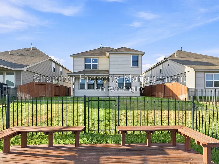24703 Signorelli Way — Photo 39