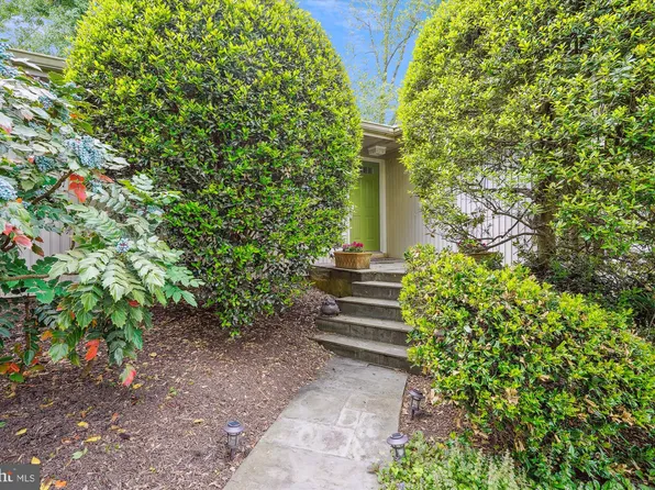 11632 Danville Dr, Rockville, MD 20852