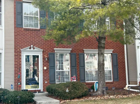 12 De Leone Cir, Franklin Park, NJ 08823