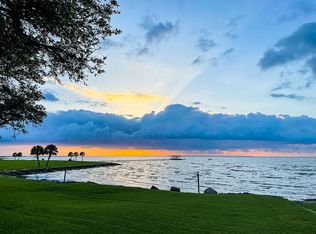 3610 Elmen St, Seabrook, TX 77586