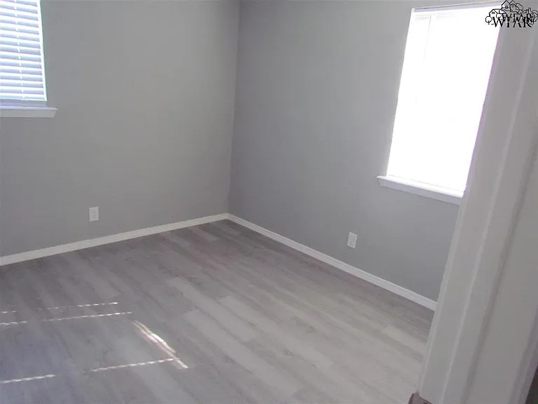 4103 Mustang St — Photo 3