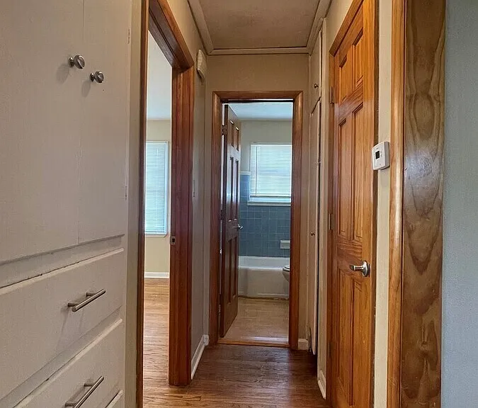 520 E Fairchild Dr — Photo 4