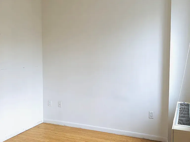 242 W 61st St #4B — Photo 10