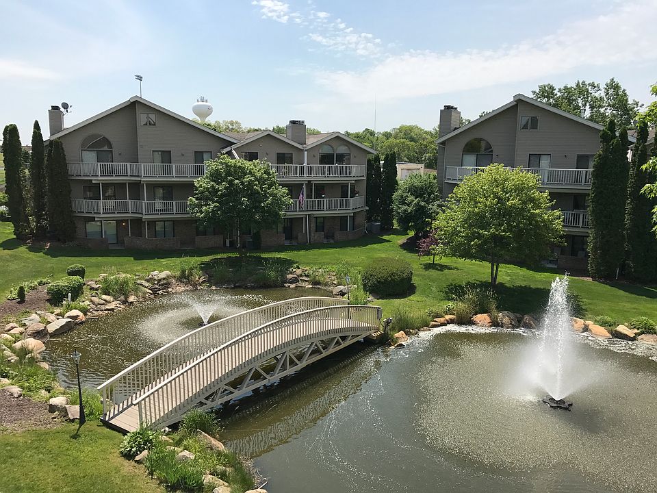 1st image of 21080 Boulder Cir #101