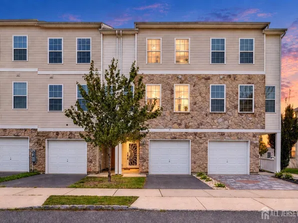 16 Paulina Pl, Somerset, NJ 08873