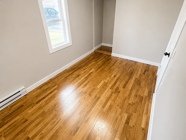 715 Utica Ave — Photo 6