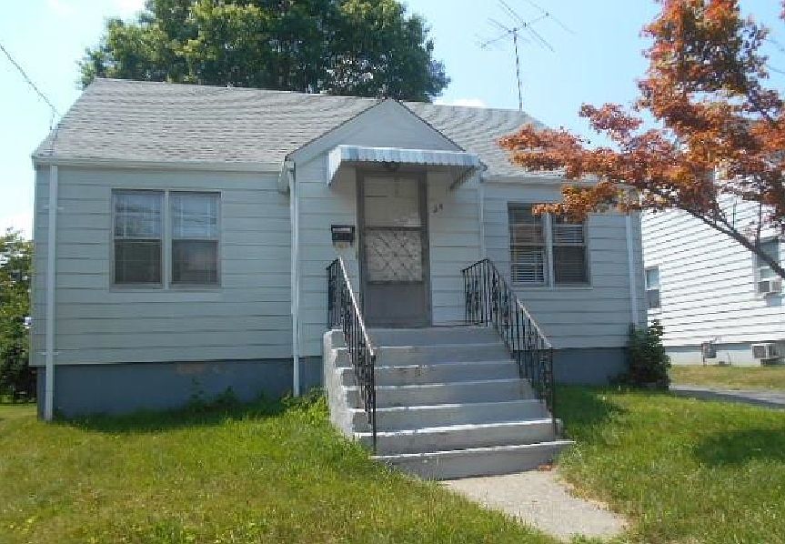 1st image of 35 Newport Ave