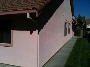 907 Iron Dr, Vacaville, CA