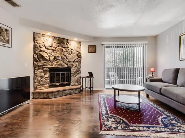 15350 E Arizona Avenue #201, Aurora, CO 80017