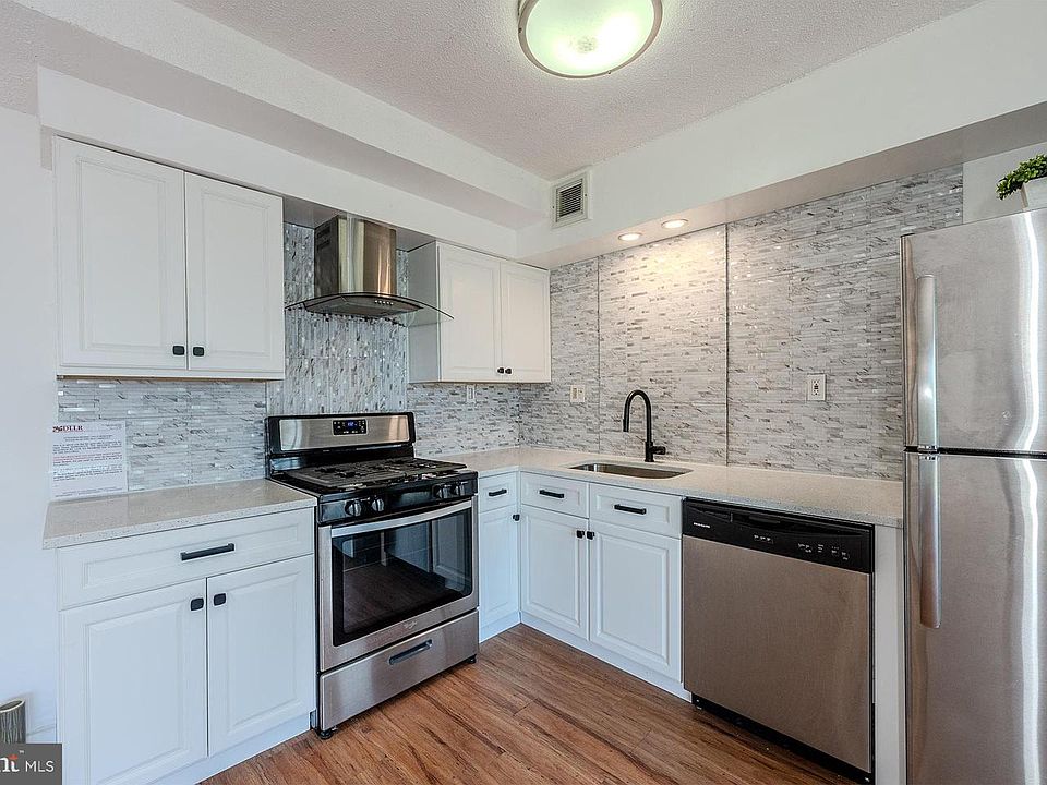 1st image of 4410 Oglethorpe St APT 713