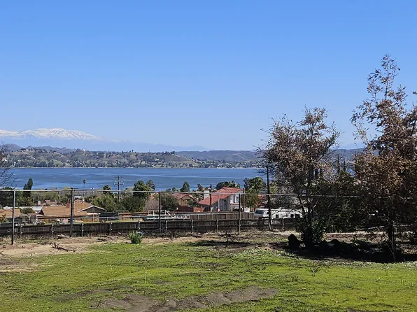 703 W Graham Ave, Lake Elsinore, CA