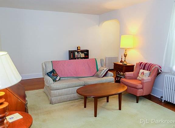 2nd image of 1319 Bellevue Ave