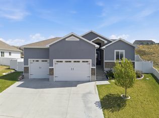 1099 Dolostone Dr, Pocatello, ID 83201