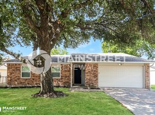 5708 Maple Ln, Rowlett, TX 75089
