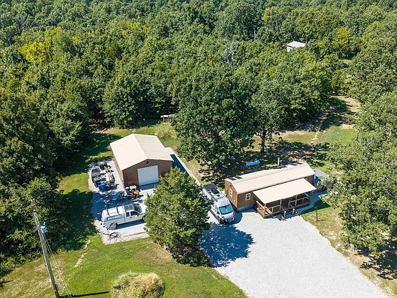 2nd image of 286 County Road 615b