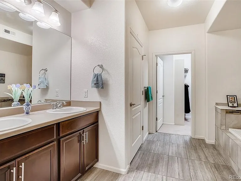 11364 Xavier Dr #102 — Photo 15