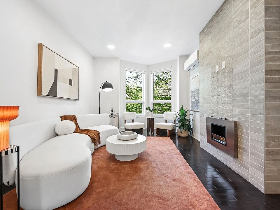 1st image of 367 2nd St Unit 201