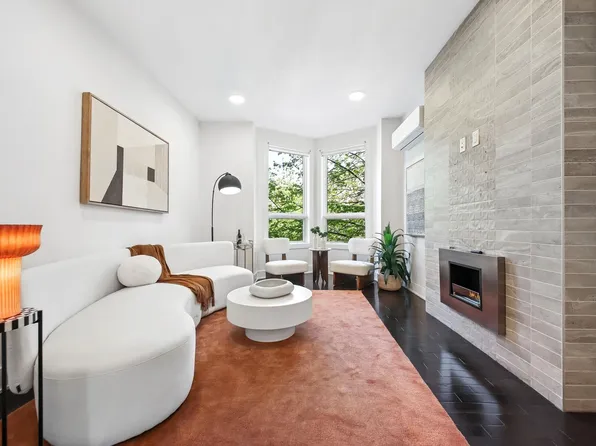 367 2nd St Unit 201, Jersey City, NJ 07302